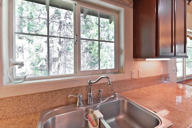 22464 N Tuolumne Rd, House other with 3 bedrooms, 3 bathrooms and null parking in Twain Harte CA | Image 7