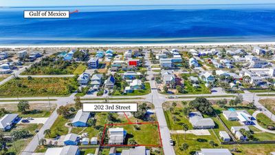 202 3rd St, House other with 2 bedrooms, 2 bathrooms and null parking in Mexico Beach FL | Image 2