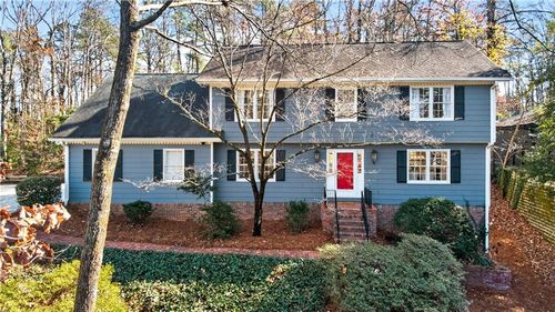 5092 Hidden Branches Cir, Dunwoody, GA, 30338-4043 | Card Image