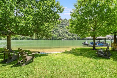 2305 Manana St, Austin, TX, 78730-4249 | Card Image