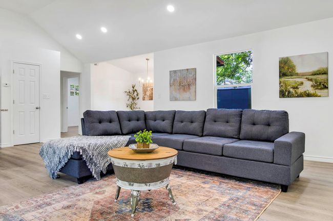 220 Tortuga Way, House other with 3 bedrooms, 2 bathrooms and null parking in Pointblank TX | Image 8