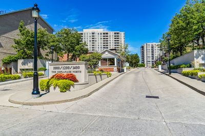 606 - 1400 The Esplanade N, Condo with 3 bedrooms, 3 bathrooms and 2 parking in Pickering ON | Image 2