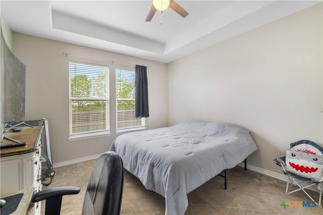 211 Amberglow Ct, House other with 3 bedrooms, 2 bathrooms and null parking in Victoria TX | Image 13