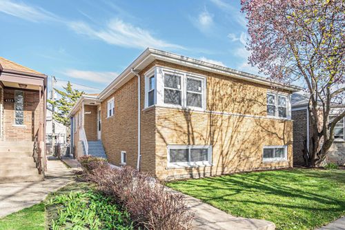 6319 N Whipple St, Chicago, IL, 60659-1419 | Card Image