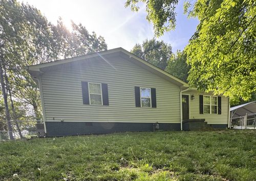 121 Lafon Dr, Carthage, TN, 37030-1758 | Card Image