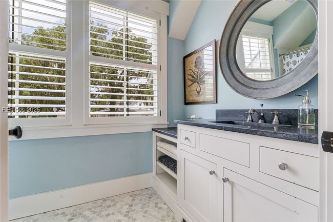 24 Carrier Blf, House other with 5 bedrooms, 5 bathrooms and null parking in Bluffton SC | Image 49