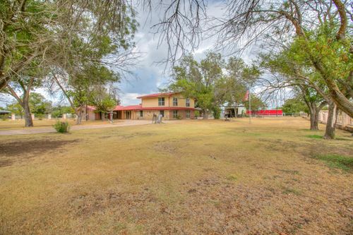208 East Street, Eldorado, TX, 76936 | Card Image