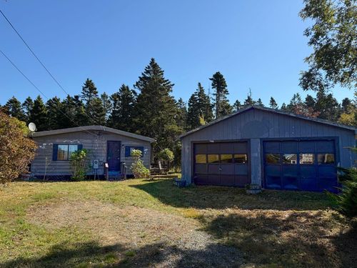 10 Western Ledge Road, Gouldsboro, ME, 04624 | Card Image