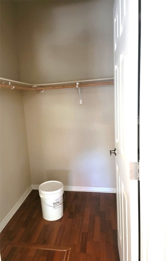 3rd Bedroom closet | Image 14