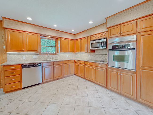 106 W Calhoun St, House other with 3 bedrooms, 2 bathrooms and null parking in Rice TX | Image 20