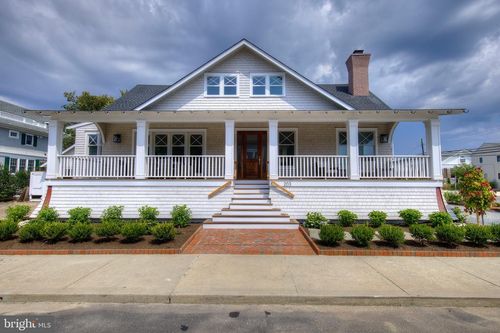 203 Berkeley Ave, BEACH HAVEN, NJ, 08008-1618 | Card Image