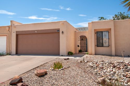 9820 Compadre Ln Ne, Albuquerque, NM, 87111-1552 | Card Image