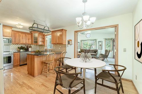 4174 Brian St, McFarland, WI, 53558-9110 | Card Image