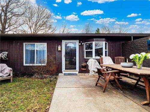 53 Greenfield Court, Berea, OH, 44017 | Card Image