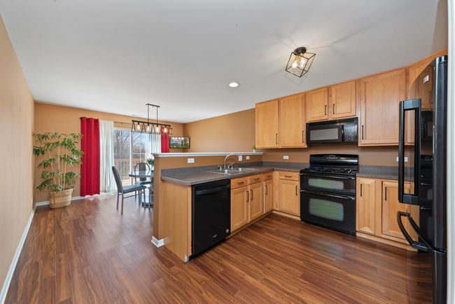 1425 - 1425 Hidden Grove Cir, Condo with 2 bedrooms, 2 bathrooms and 2 parking in Joliet IL | Image 10