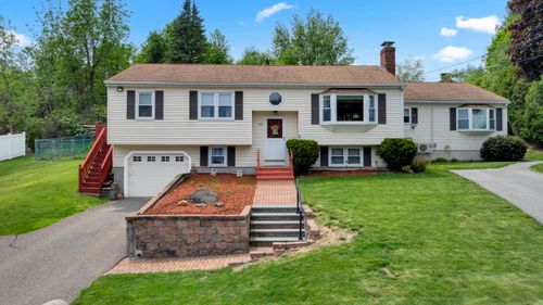 101 Long Hill Dr, Leominster, MA, 01453-6236 | Card Image