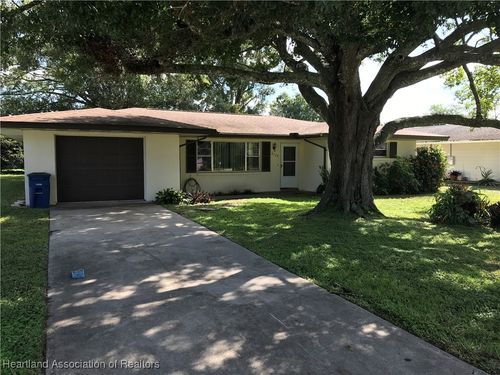 2728 Queenswood Dr, Sebring, FL, 33870-6343 | Card Image