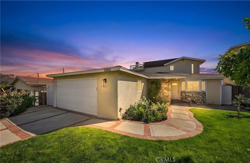 25932 Richville Dr, Torrance, CA, 90505 | Card Image