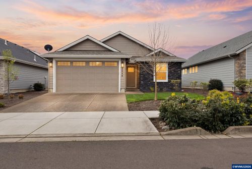 2045 Se Academy St, Dallas, OR, 97338-1965 | Card Image