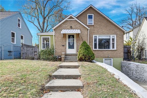 7326 Tracy Ave, Kansas City, MO, 64131-1734 | Card Image