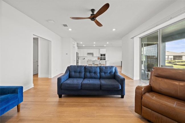 Family Room | Image 14