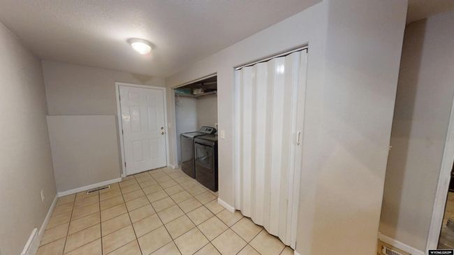 1306 E 19 Th St, House other with 4 bedrooms, 2 bathrooms and null parking in Casper WY | Image 20