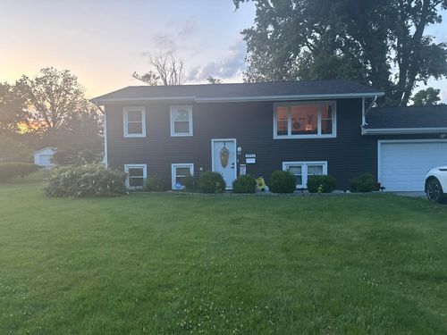 3552 E Orchard Dr, Decatur, IL, 62521-4729 | Card Image