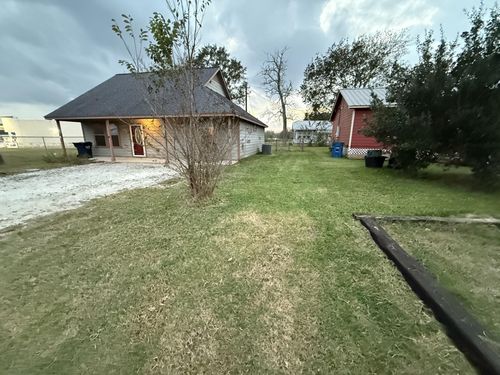 209 6th Street, Dobbin, TX, 77333 | Card Image