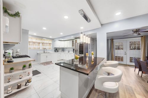 63-61-63 Keer Ave, Newark, NJ, 07112-2210 | Card Image