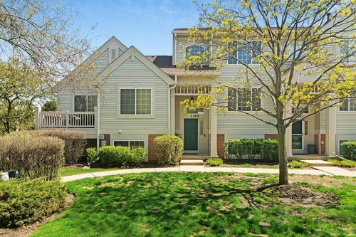 1365 New Haven Dr, Cary, IL, 60013-1805 | Card Image