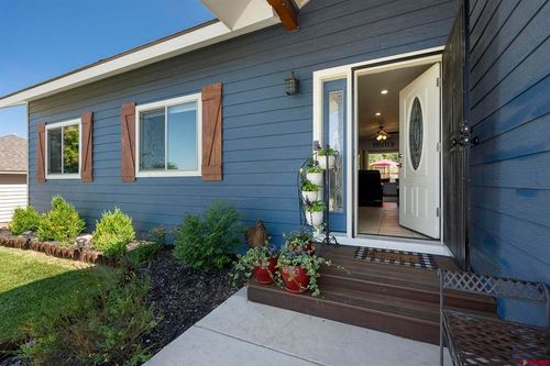 715 Mississippi Dr, Bayfield, CO, 81122-9879 | Card Image