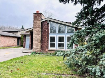 27 Tremont Dr, House other with 5 bedrooms, 3 bathrooms and 6 parking in Saint Catharines ON | Image 3