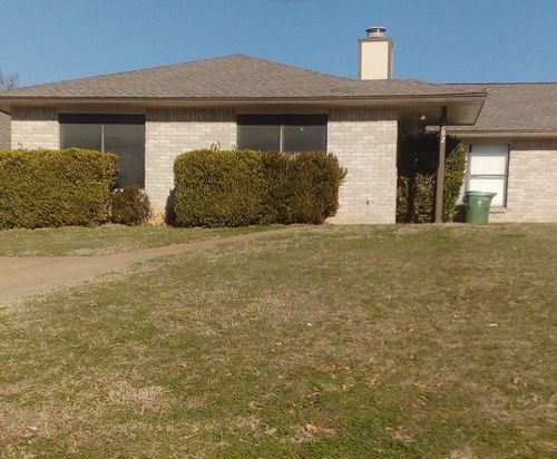302 Shady Valley Dr, Mansfield, TX, 76063-1852 | Card Image