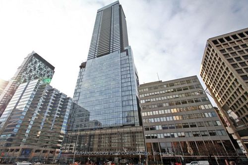 3811-488 University Ave, Toronto, ON, M5G0C1 | Card Image