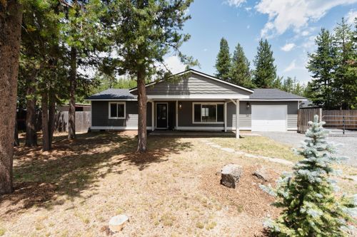 17460 Gull Dr, Bend, OR, 97707-2105 | Card Image