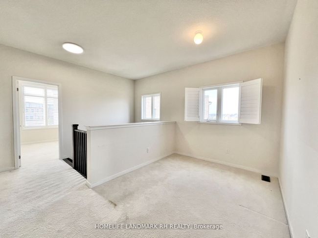 28 Elyse Crt, House attached with 4 bedrooms, 3 bathrooms and 2 parking in Aurora ON | Image 27