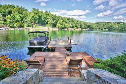 44 Ferris Estates Rd, New Milford, CT, 06776-4012 | Card Image