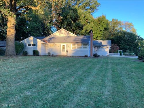 3934 Frazer Ave Nw, Canton, OH, 44709-1533 | Card Image