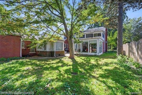 1206 Balfour St, Grosse Pointe Park, MI, 48230-1020 | Card Image