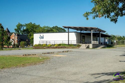 214 S Church St, Dublin, GA, 31021-5226 | Card Image