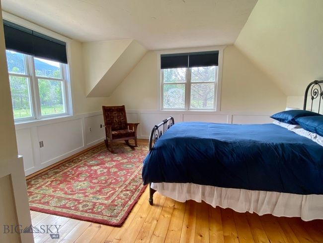 Grizzly Meadows Cottage Bedroom 1 | Image 29