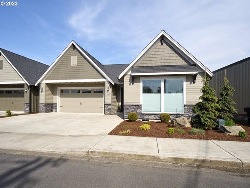 526 3rd St, Woodland, WA, 98674-8463 | Card Image
