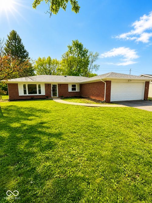2105 W Purdue Avenue, Muncie, IN, 47304 | Card Image