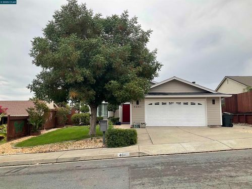4041 Saint Andrews Way, Antioch, CA, 94509-6059 | Card Image