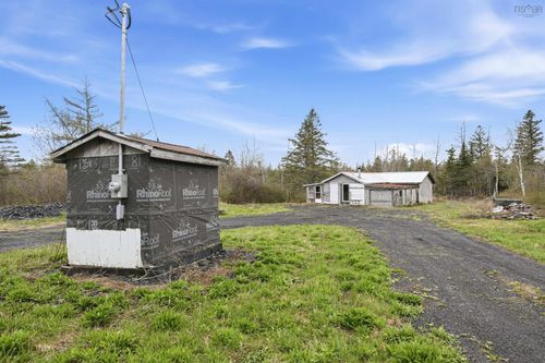 7942 Highway 215, Cambridge, NS, B0N2R0 | Card Image