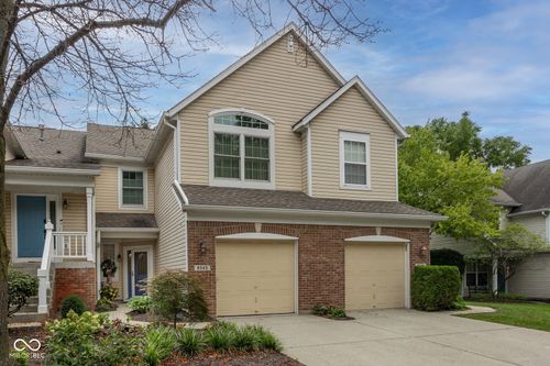 9545 Longwell Dr, Indianapolis, IN, 46240-1198 | Card Image