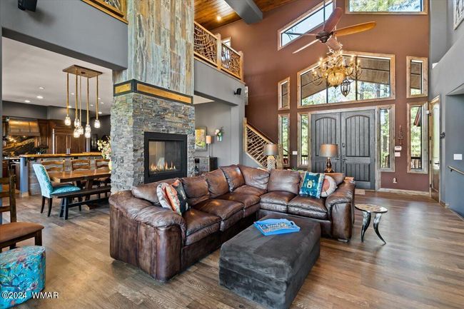 12-Living Room | Image 11