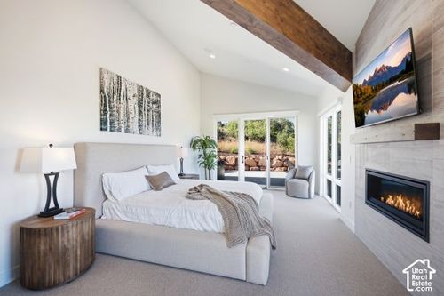 323-4033 Discovery Way, Park City, UT, 84098-1288 | Card Image