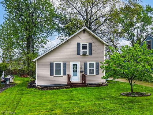 316 S Prospect St, Medina, OH, 44256-2347 | Card Image