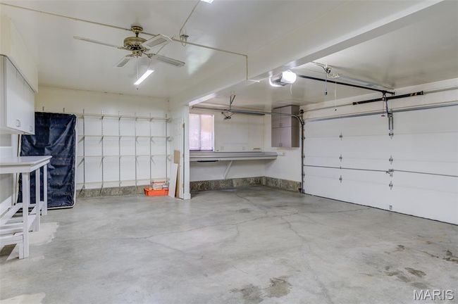 Oversized garage 28'x22' | Image 45